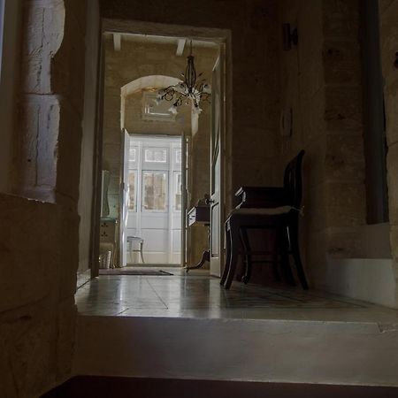 Town House Steeped In History Villa Rabat Exteriör bild