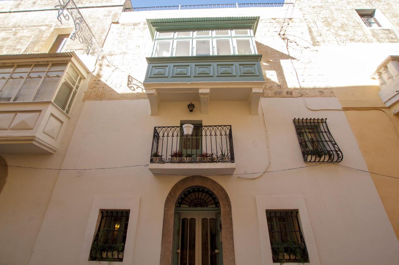 Town House Steeped In History Villa Rabat Exteriör bild