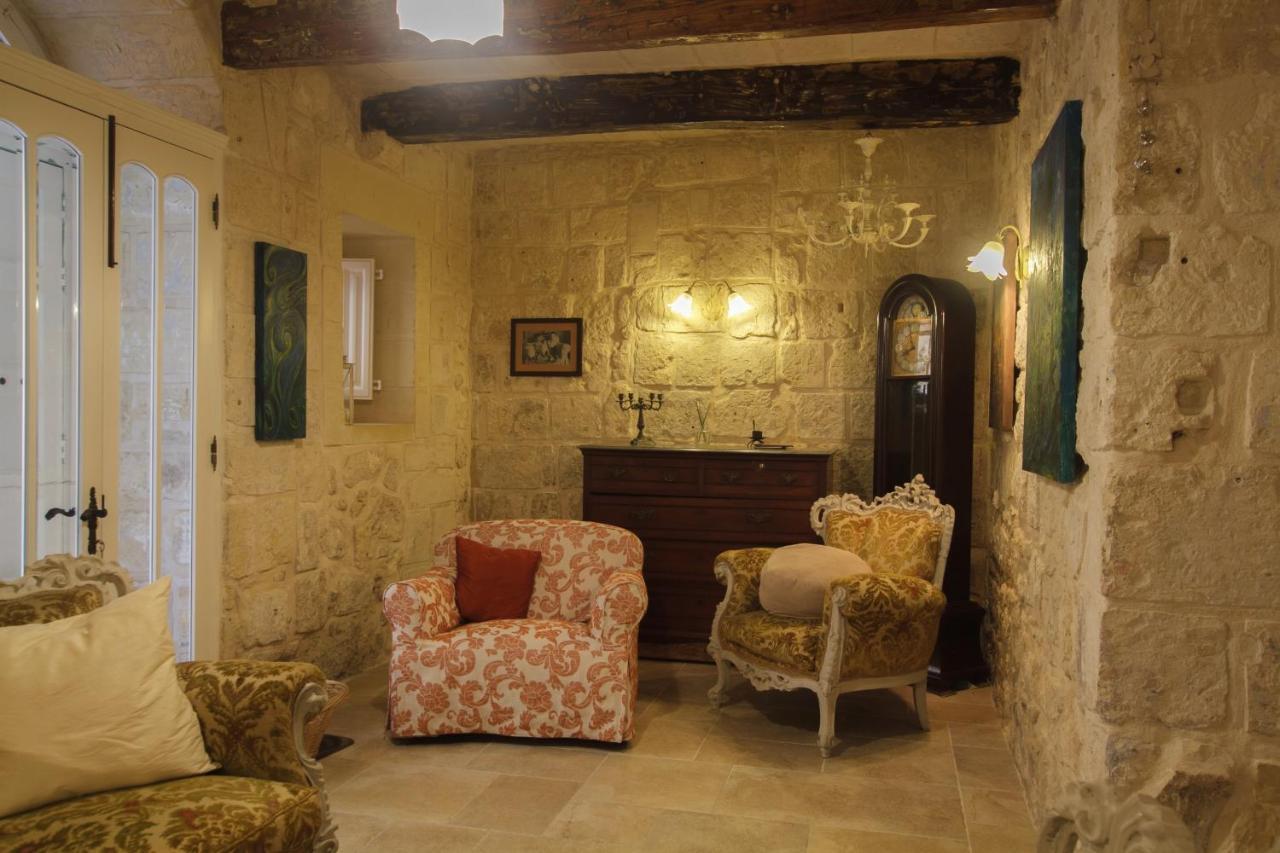 Town House Steeped In History Villa Rabat Exteriör bild