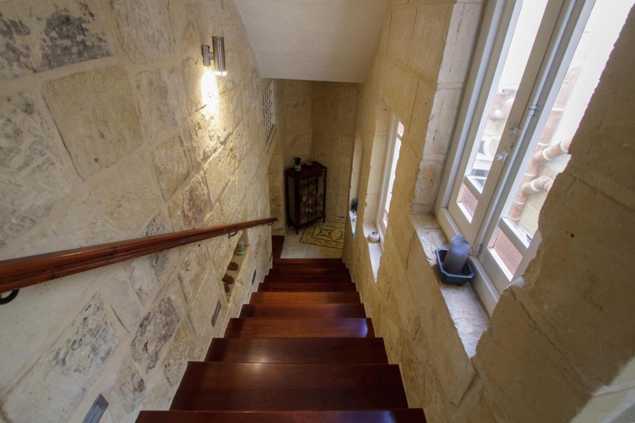Town House Steeped In History Villa Rabat Exteriör bild