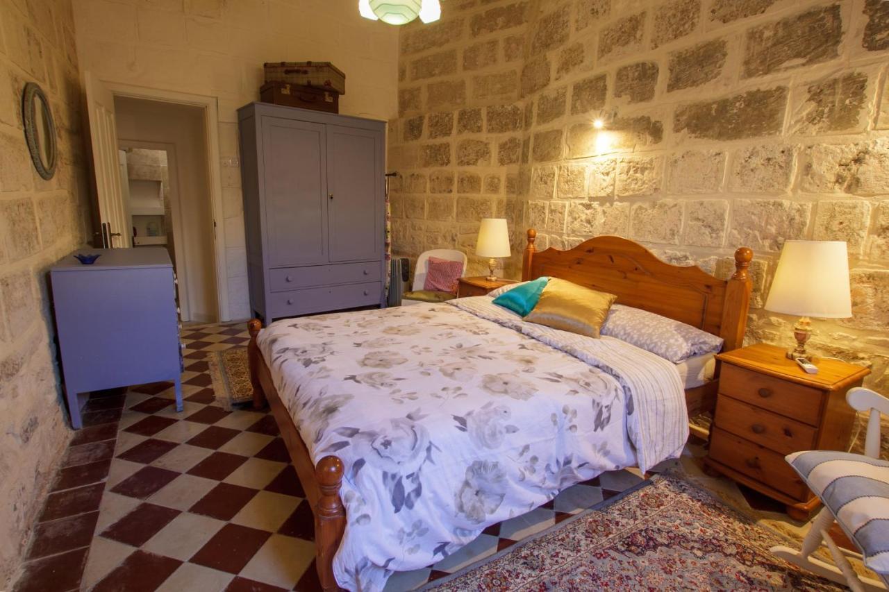 Town House Steeped In History Villa Rabat Exteriör bild