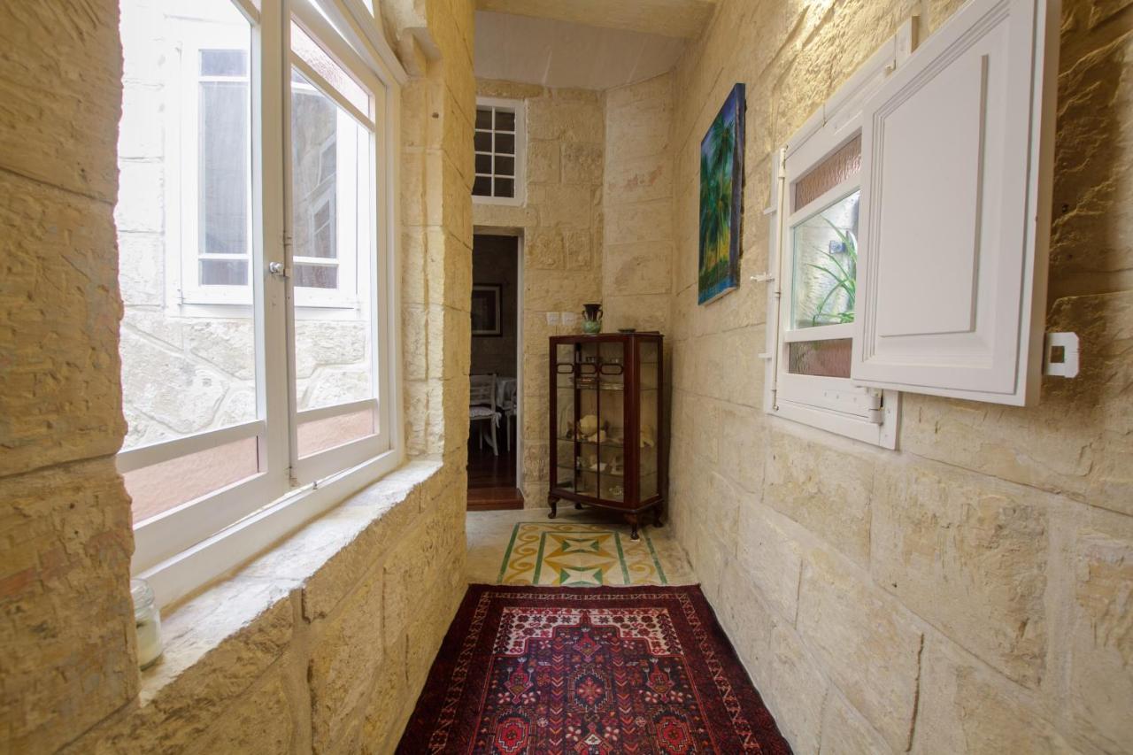 Town House Steeped In History Villa Rabat Exteriör bild
