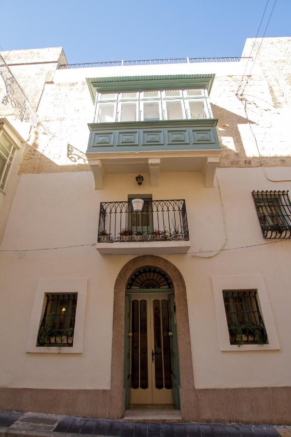 Town House Steeped In History Villa Rabat Exteriör bild